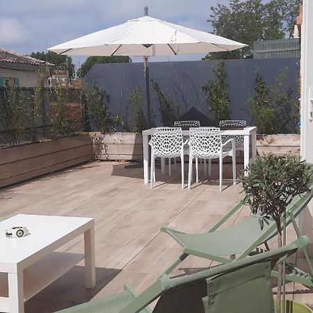 Studio Avec Terrasse Arles Exterior foto